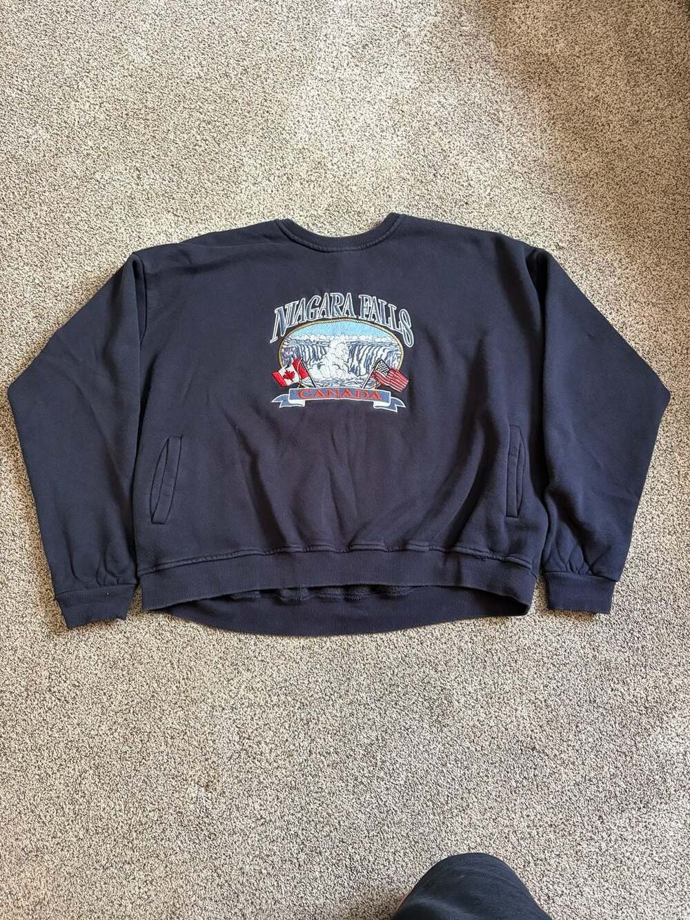 Fashion Niagara Falls Canada Graphic Crewneck Sweatshirt with Pockets